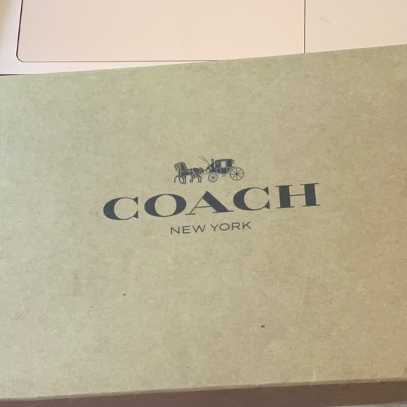 Coach Sage Green Leather Wristlet - Picture 7 of 7